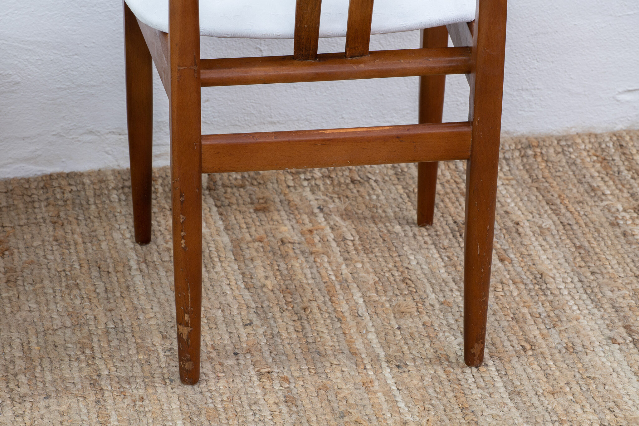 Vintage Scandinavian Chair – 47 cm