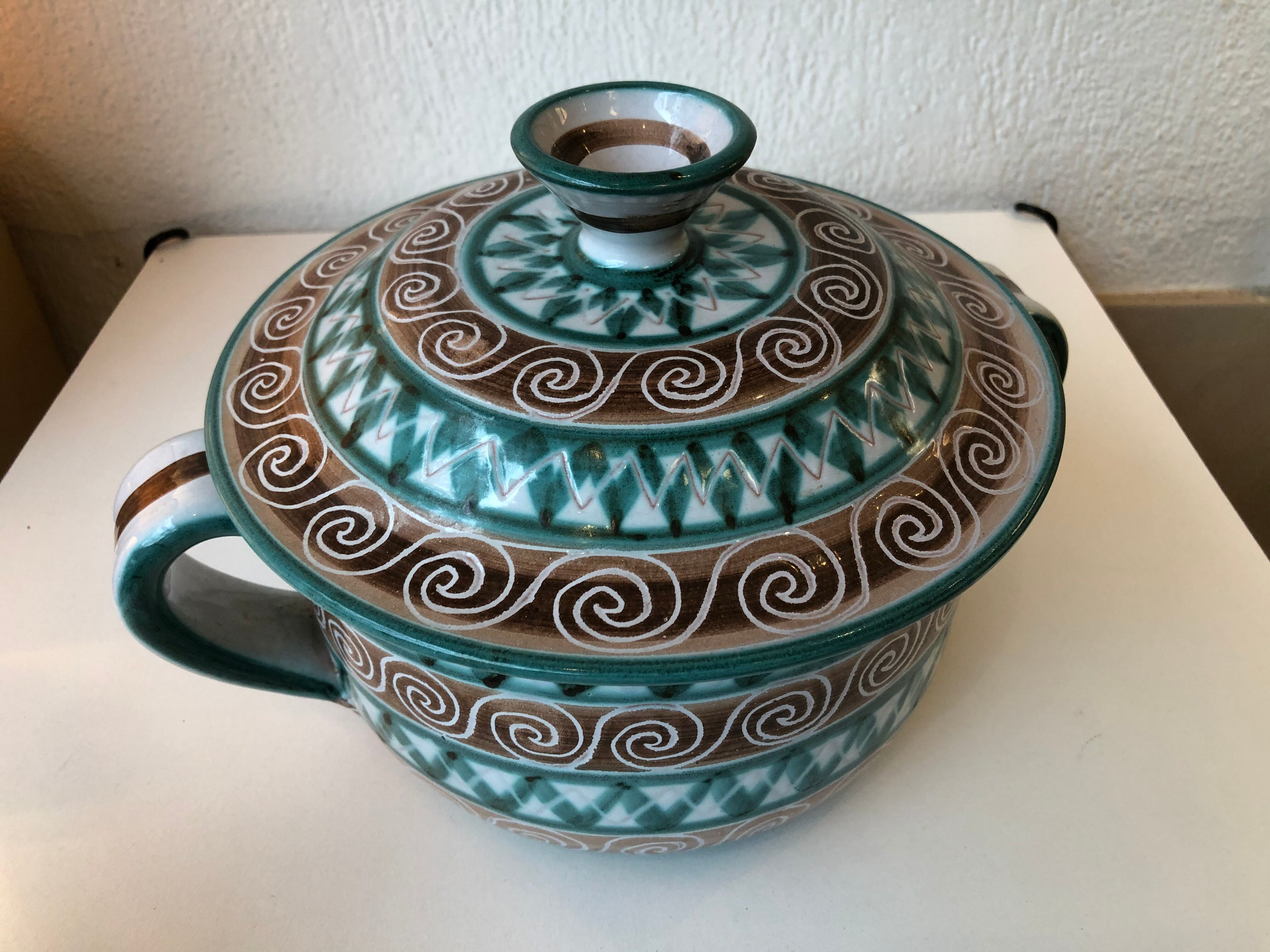 Ceramic pot by Robert Picault in Vallauris 1950