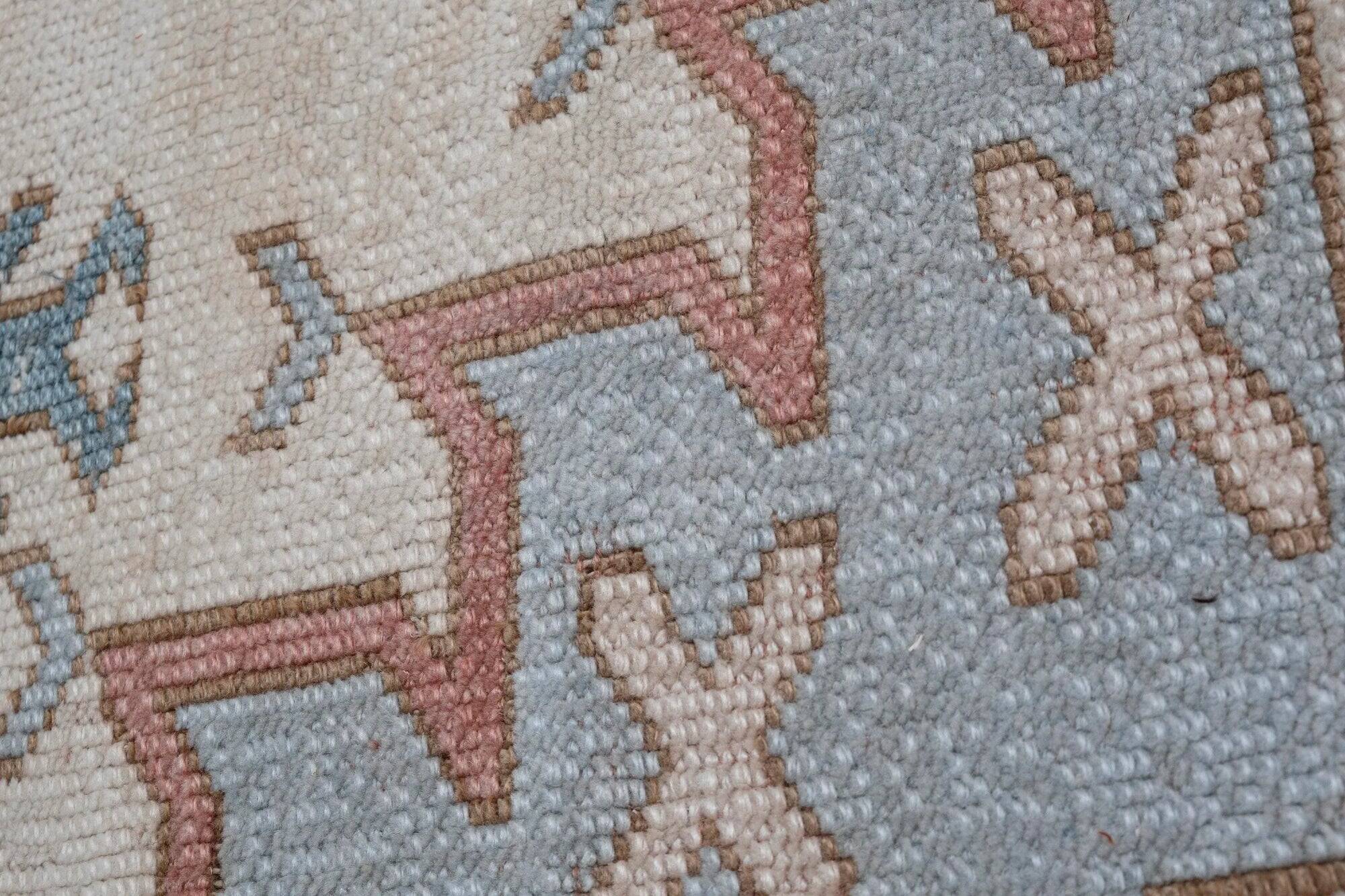 Vintage Turkish Oushak rug 173x227 cm