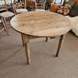 Country table and chairs