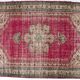 One  a KiND vİNTAGE tURKİSH oUSHAK rUG  SKU 2004