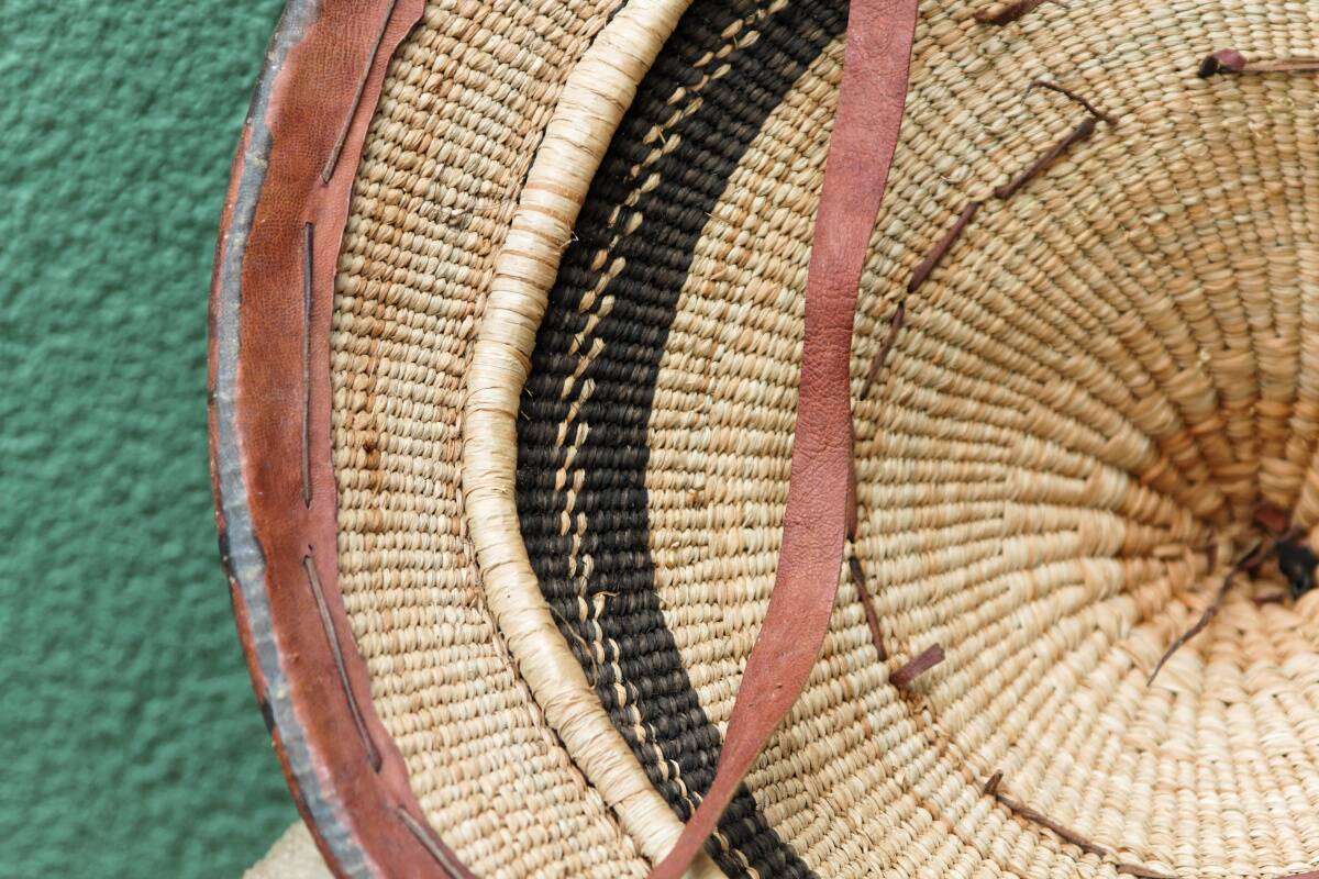 Lot of 3 straw and leather hats, Fulani people, Mali