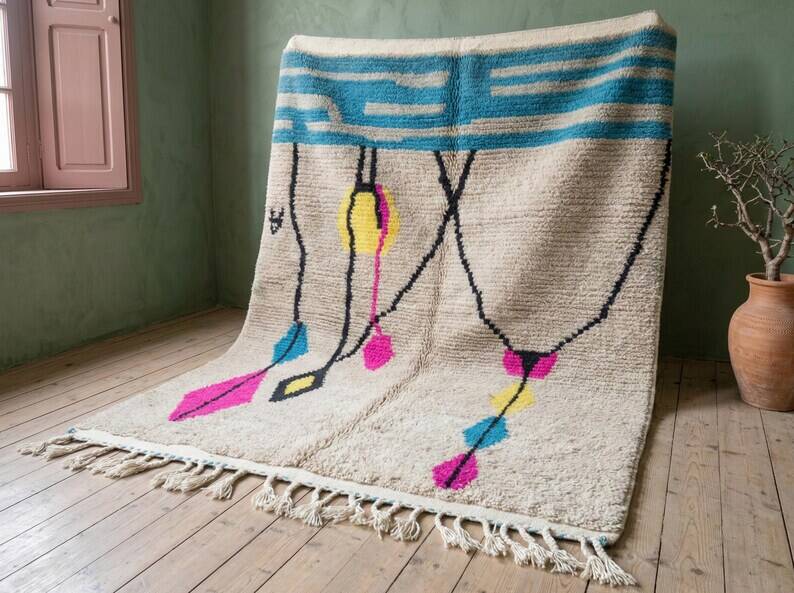 Traditional Moroccan rug 200cm x 300cm