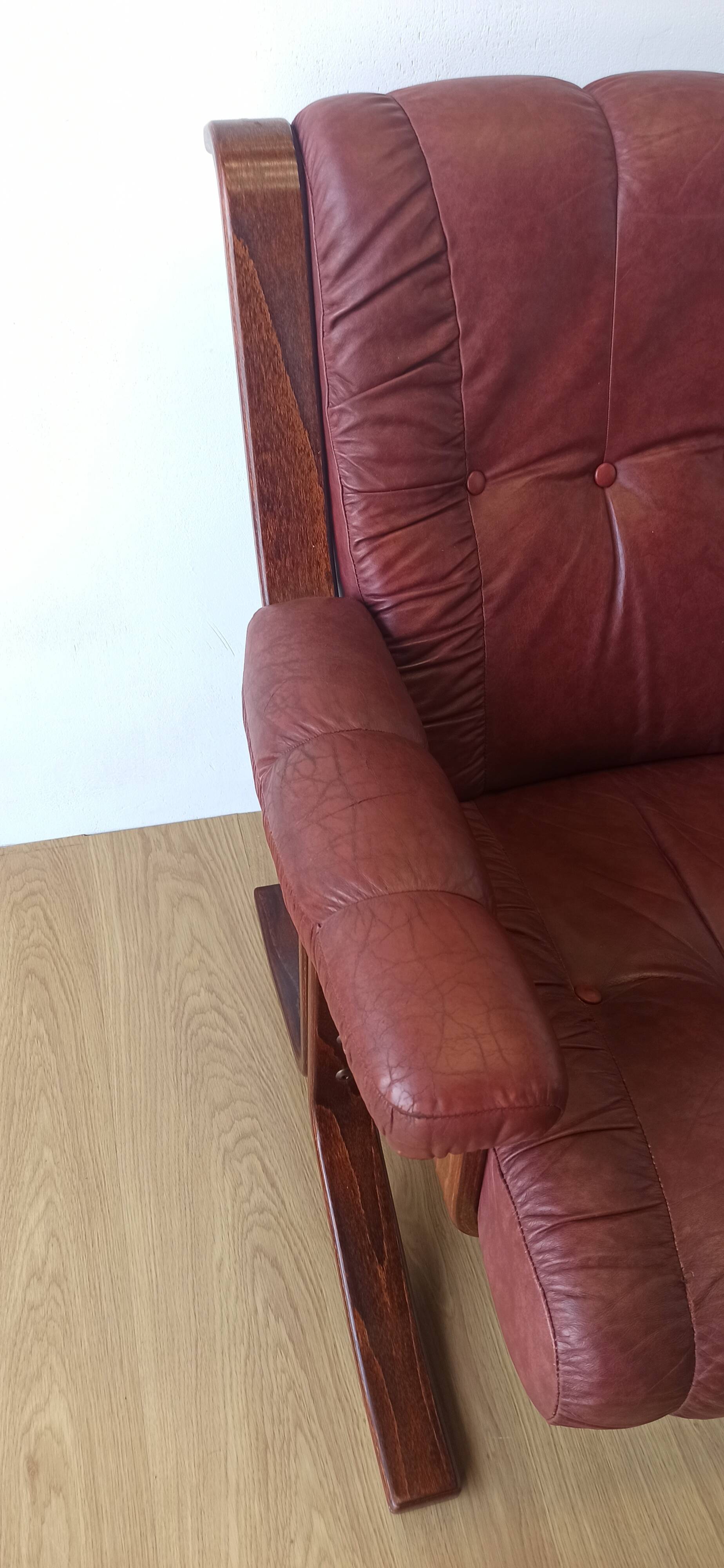 Scandinavian Mid-Century Modern Leather Easy Chair by Ekornes 1970s.