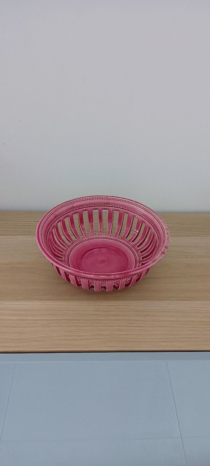 Vintage basket Pichon Uzès pink openwork with chopsticks