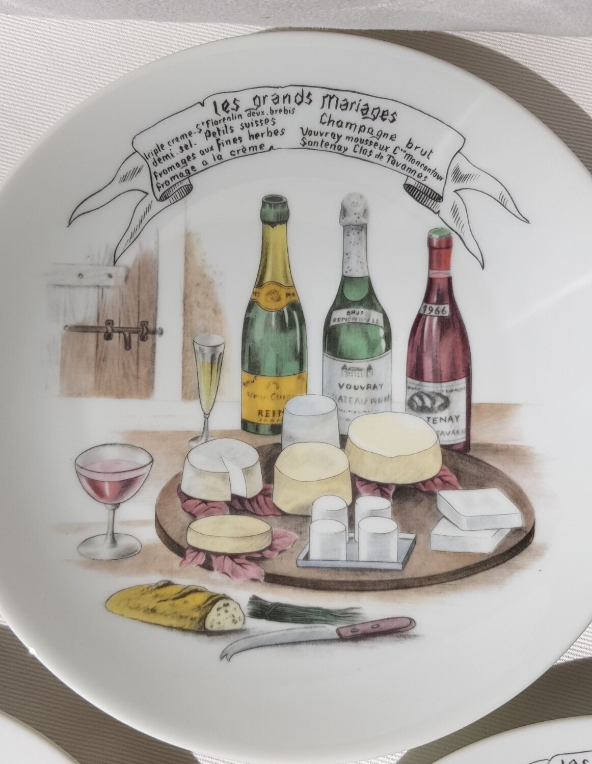 Plateau de fromages en porcelaine avec 6 assiettes assorties