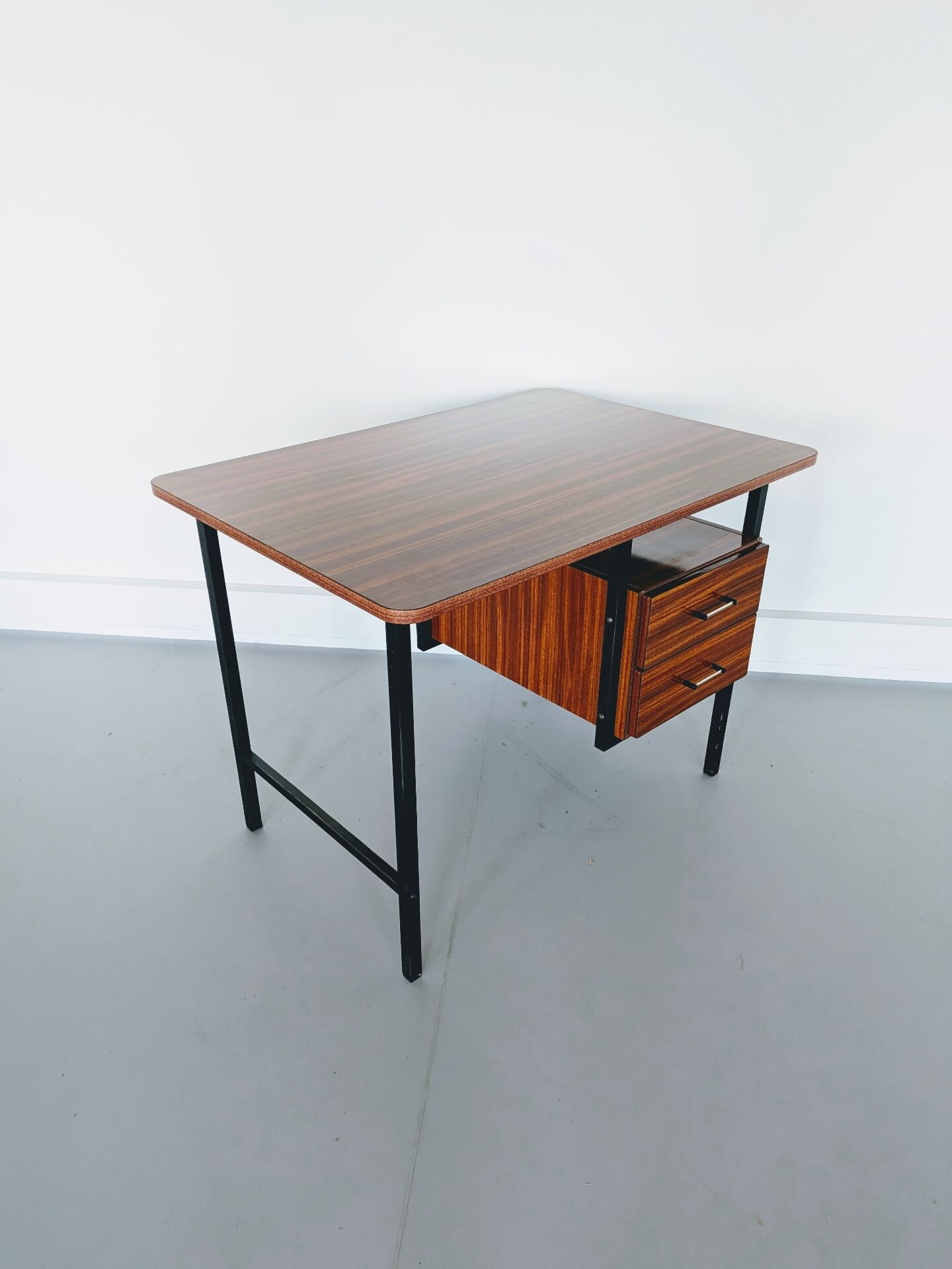 Vintage desk in formica, wood and metal