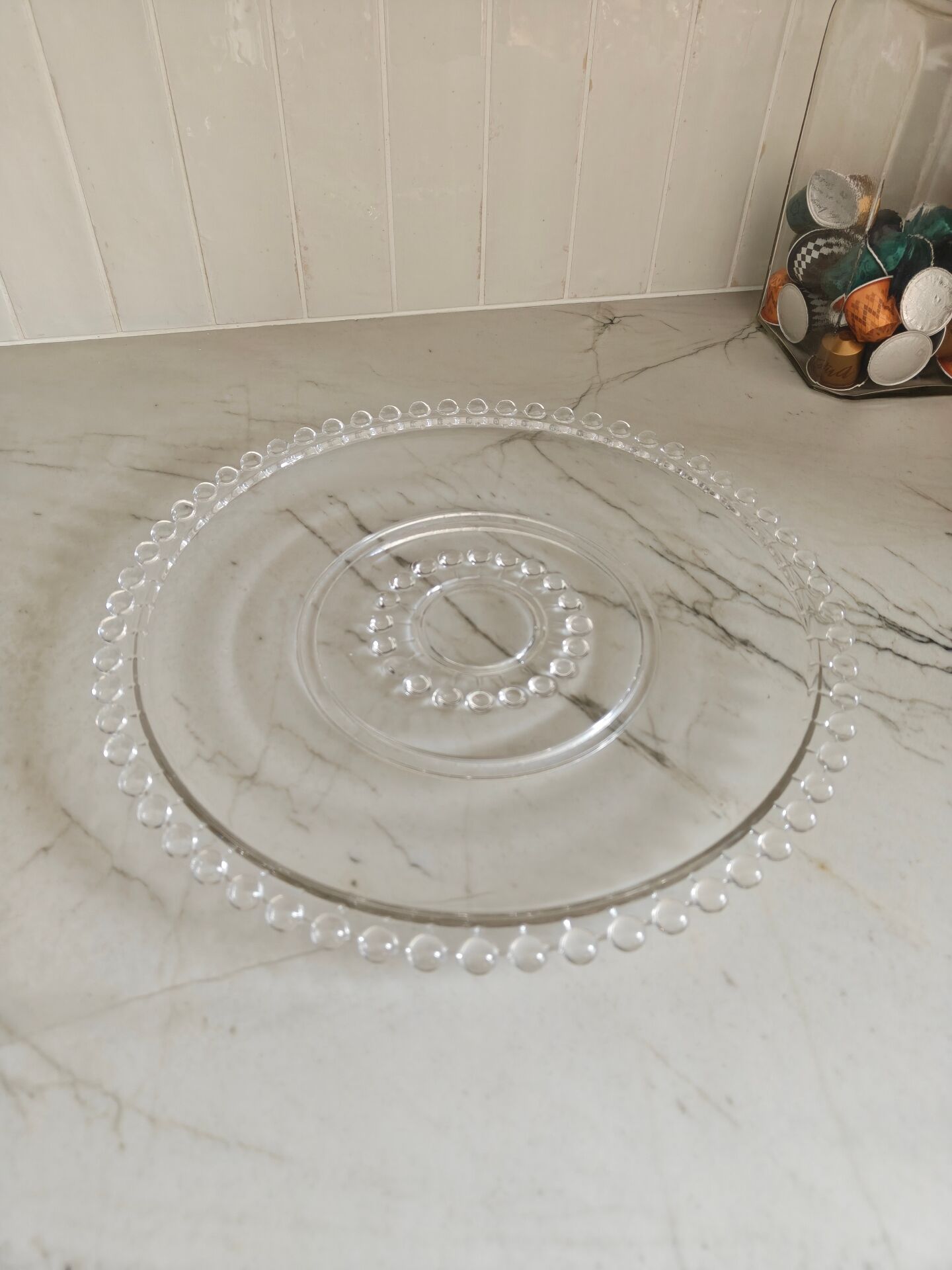 Glass dish