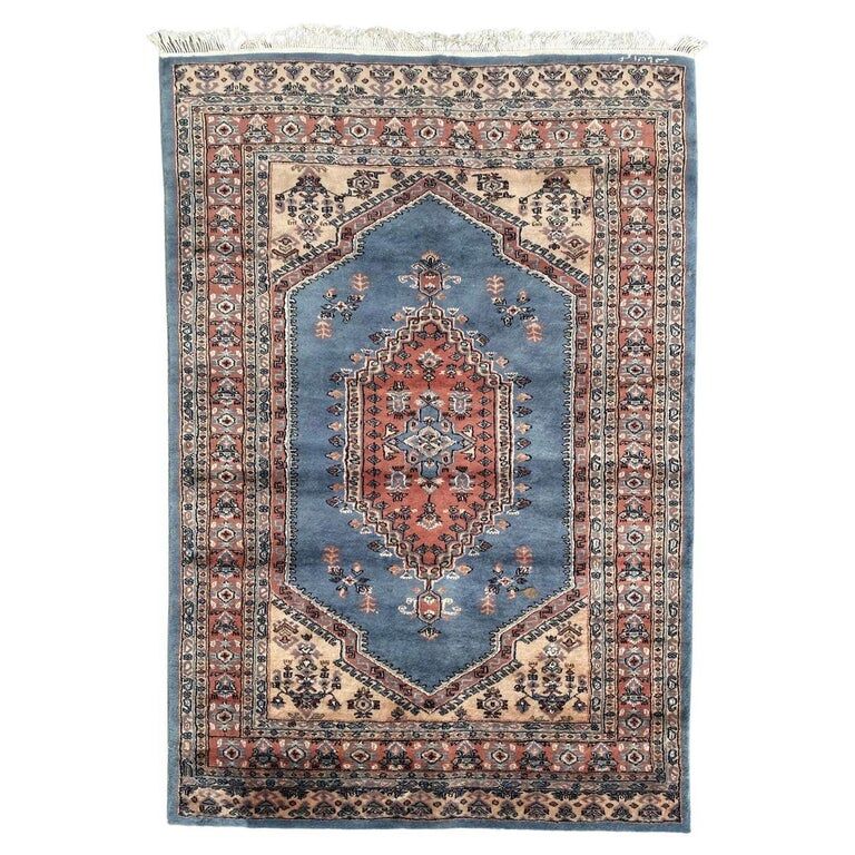 Vintage Pakistani carpet 193x129 cm