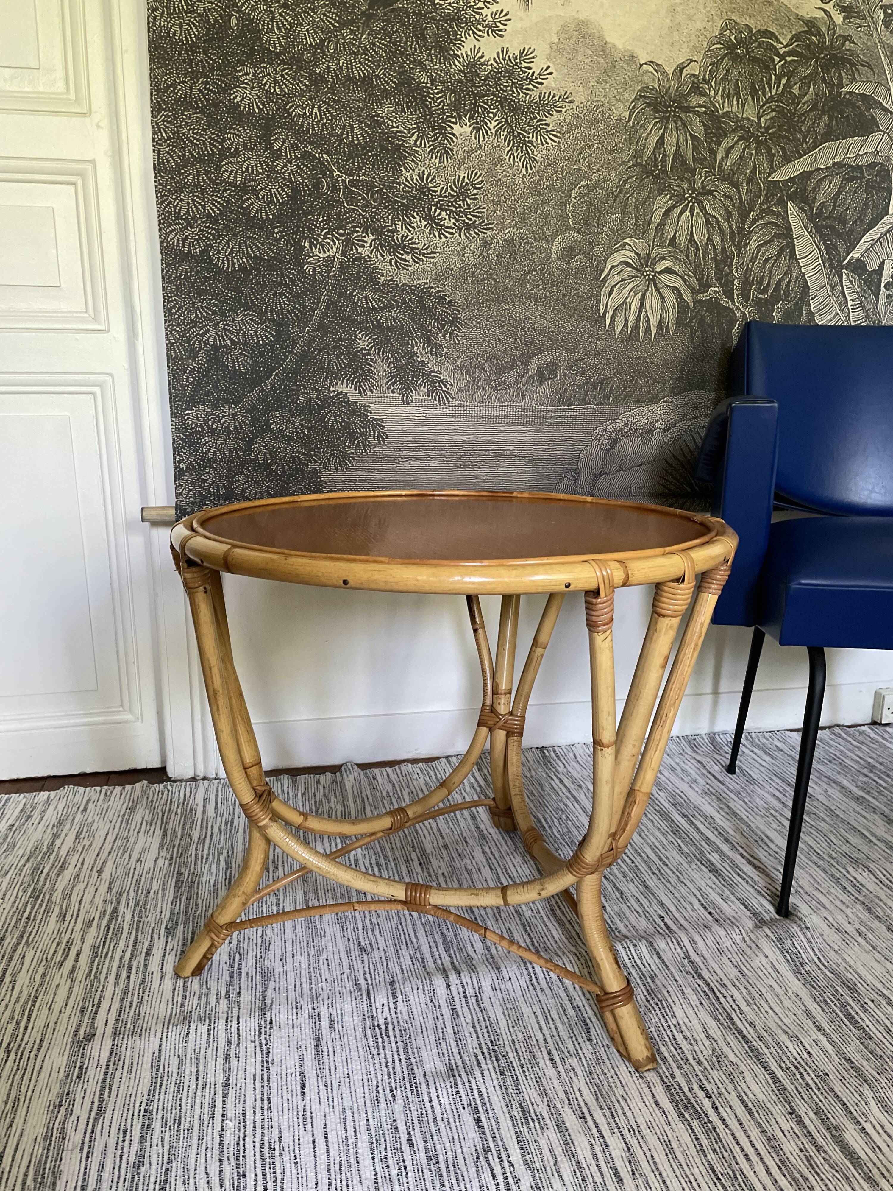 Table basse en rotin