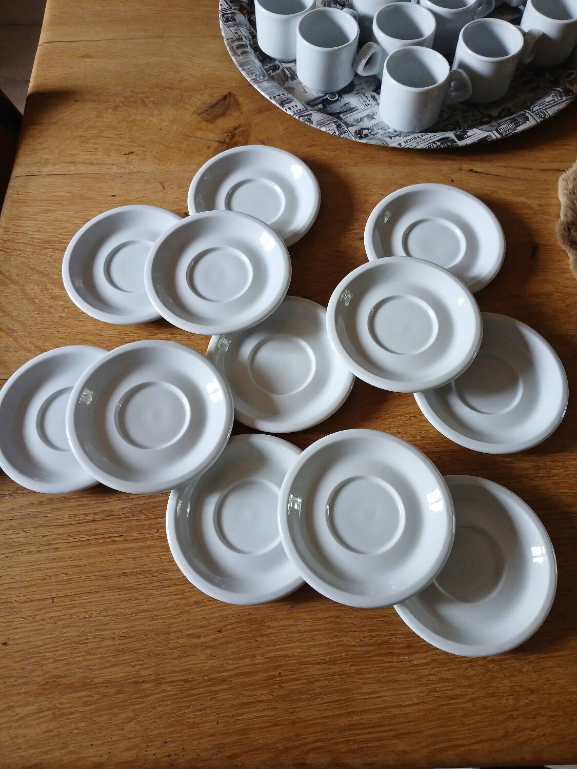 12 bistro coffee cups and 2 pots