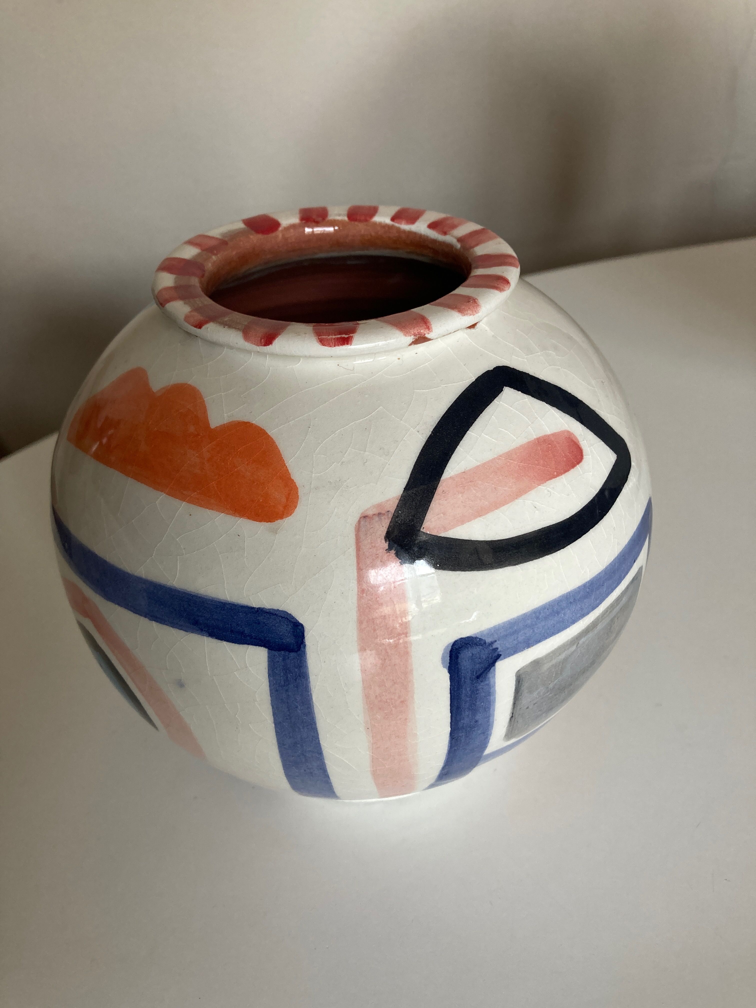 Lrence ceramic face vase in Marrakech