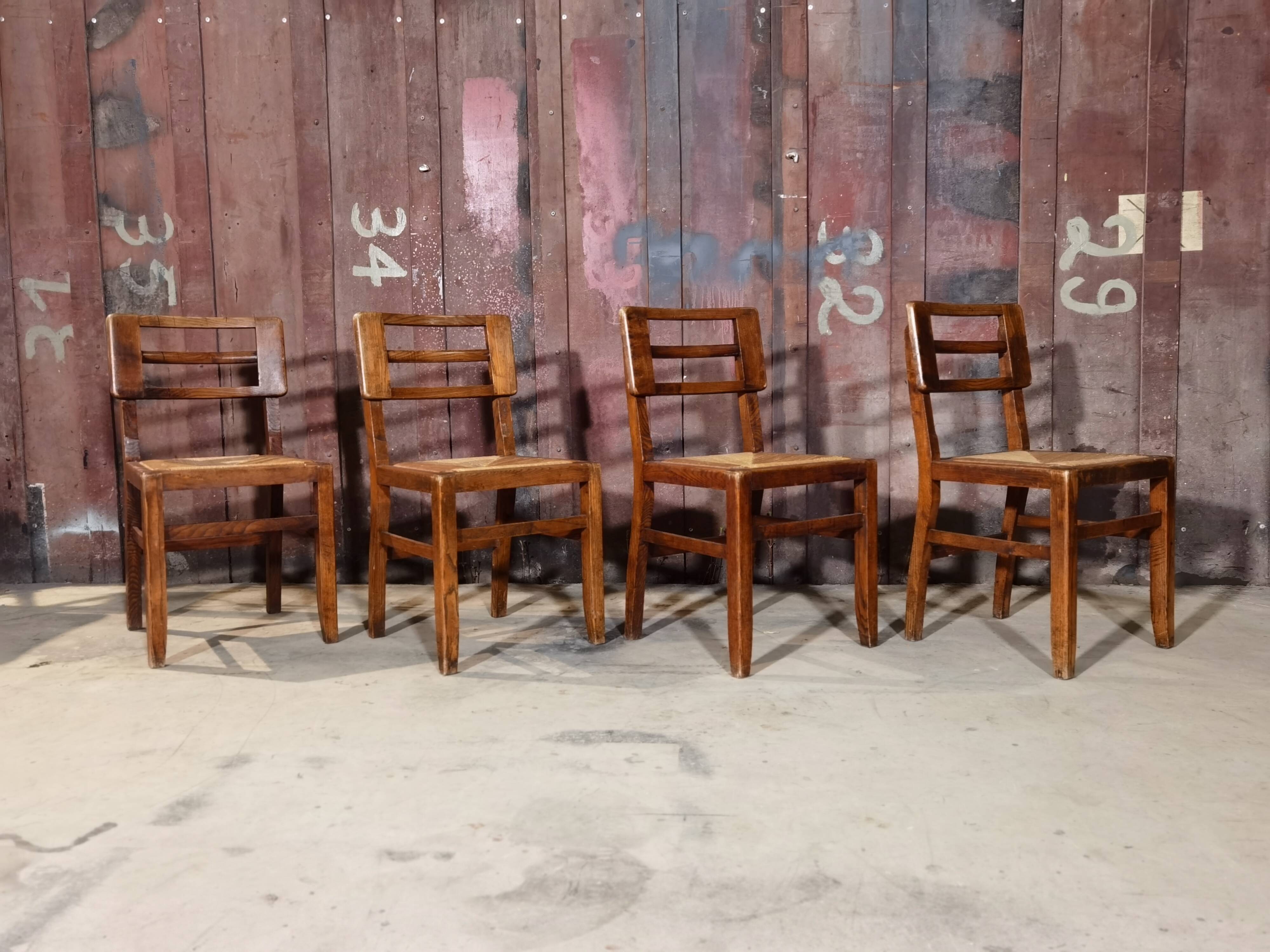 Lot de 4 chaises Pierre Cruege