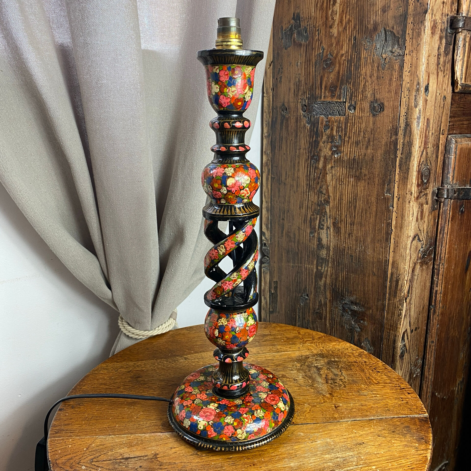Kashmiri lamp base