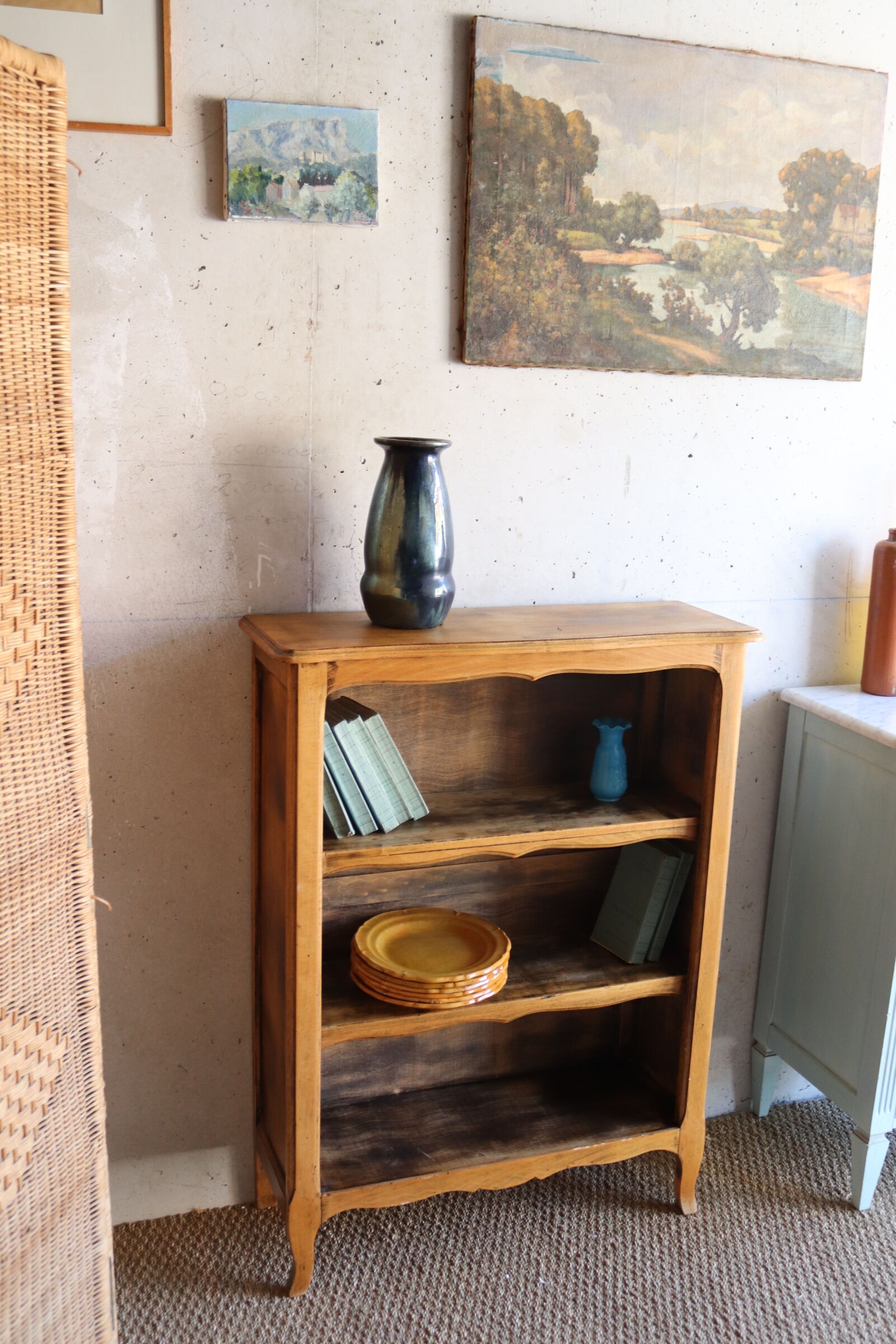 Library / old wooden bibus