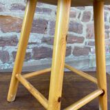 Tabouret vintage en pin type montagne Deco chalet