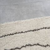 Traditional handmade pure wool rug, size 150 x 250 cm