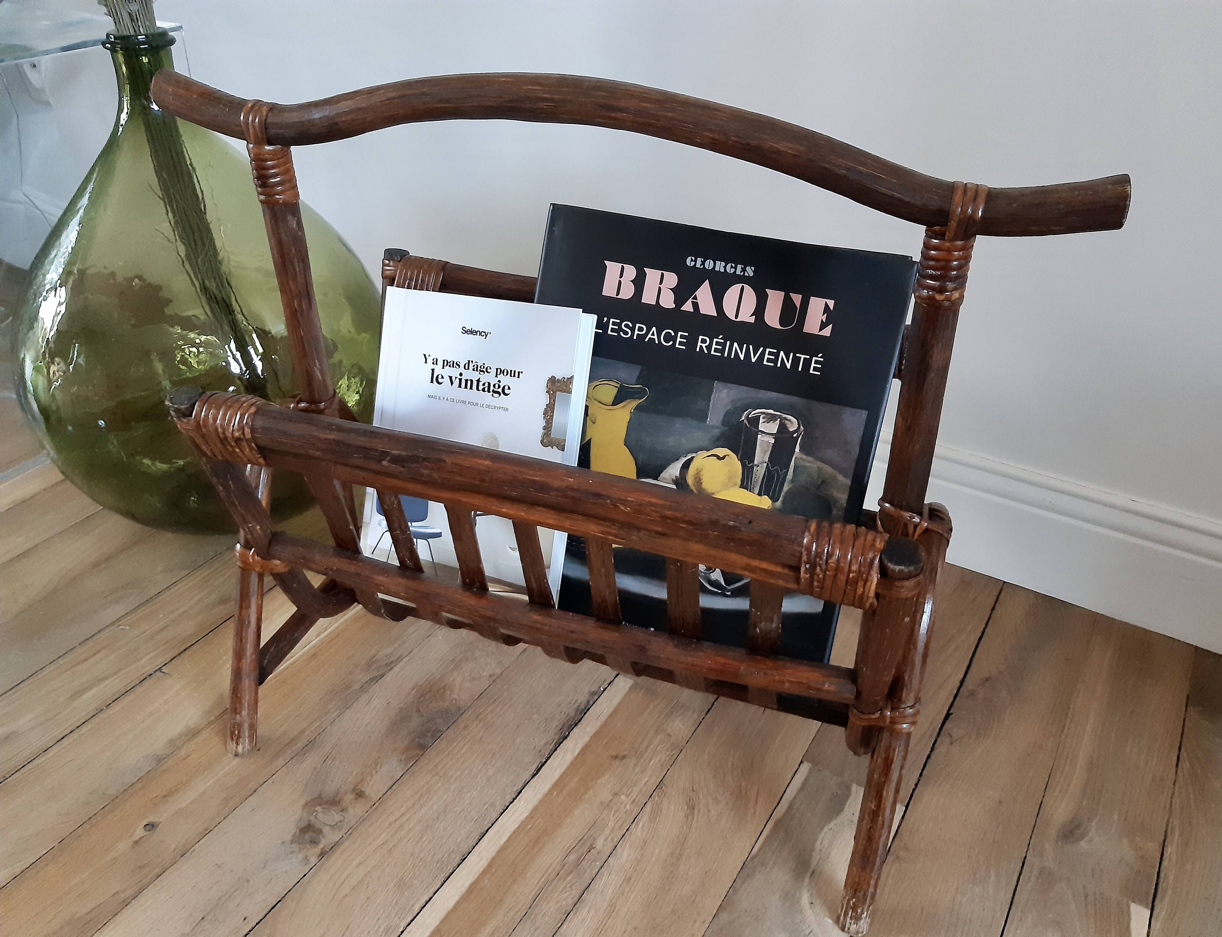 Porte-revue en bois et bambou
