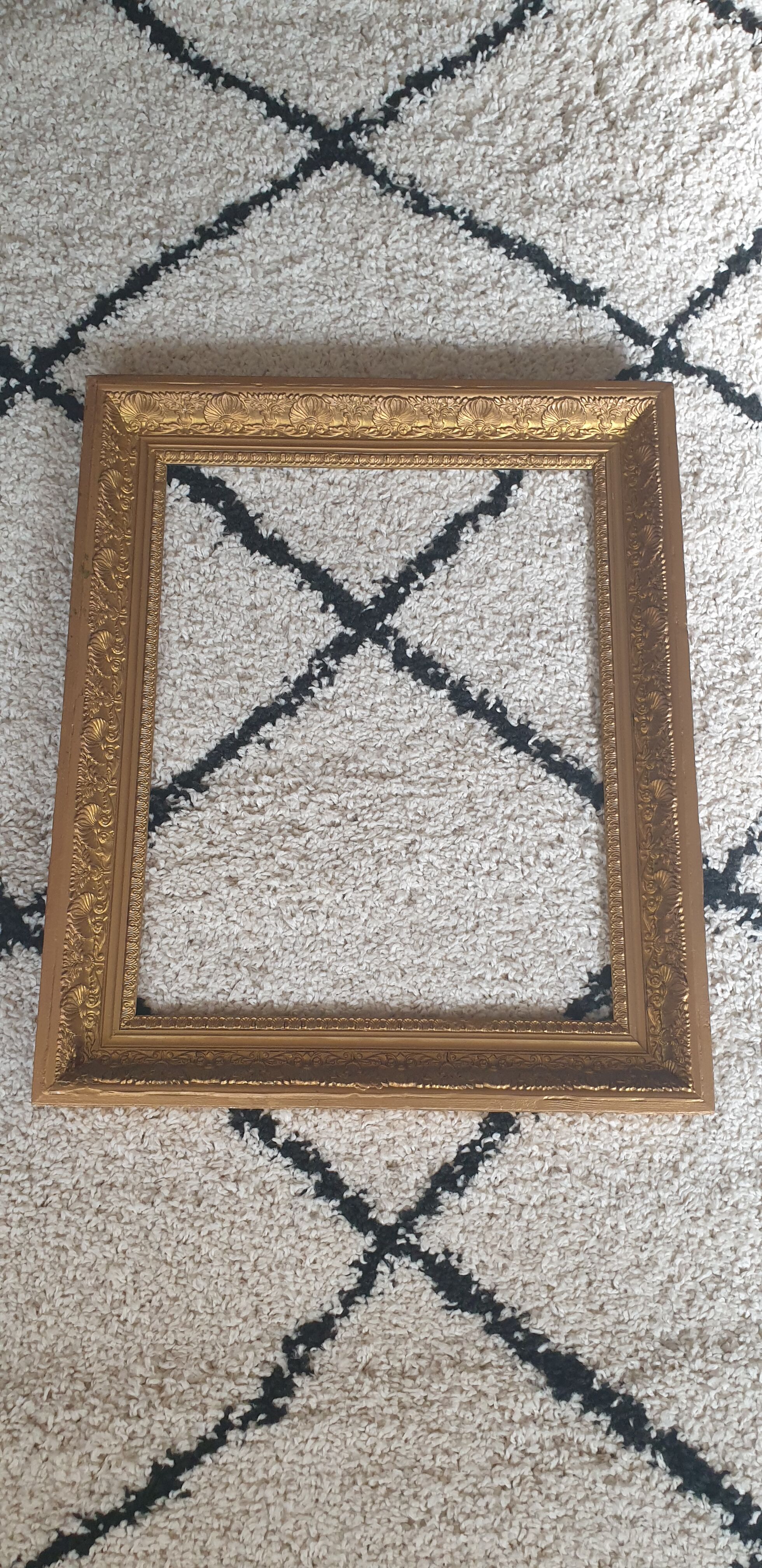 Old gilded frame 61×51