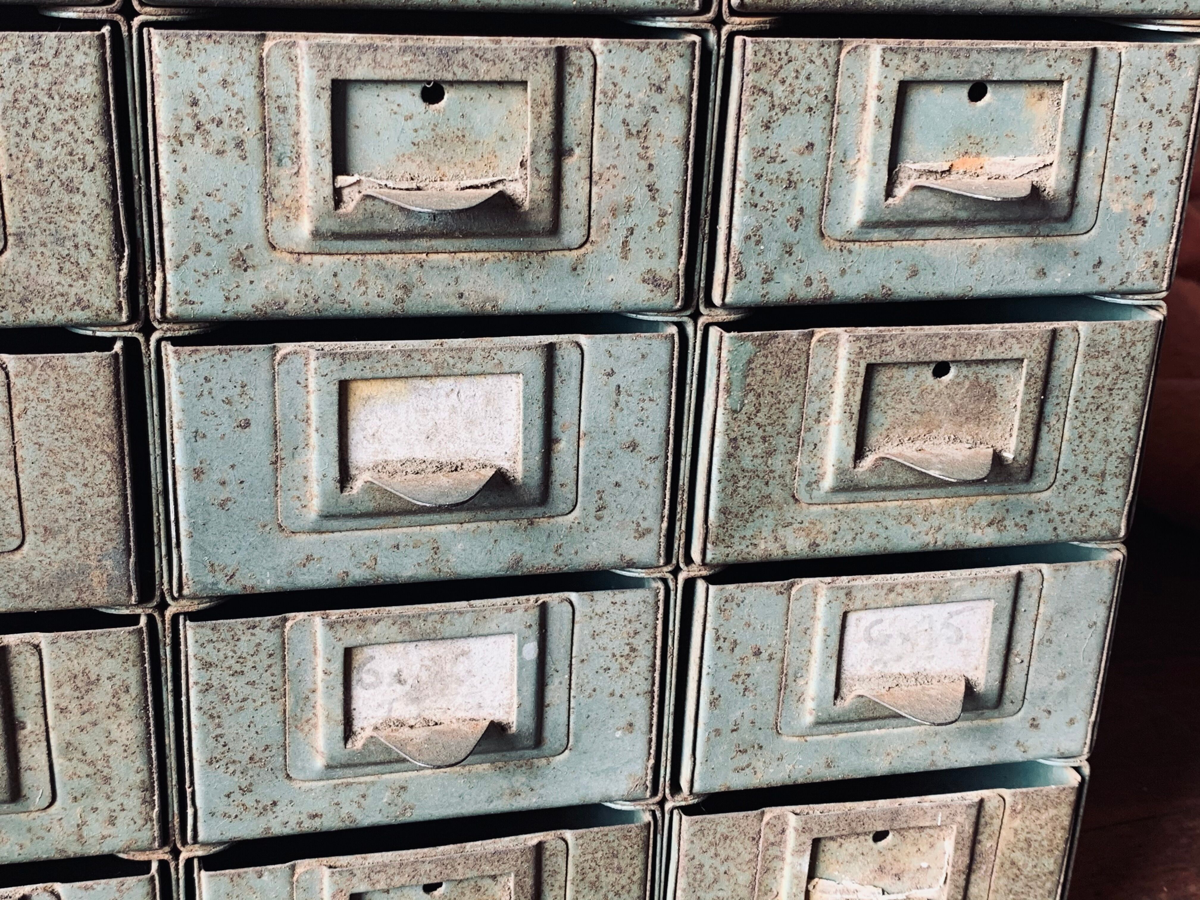 Metal cabinet 15 drawers