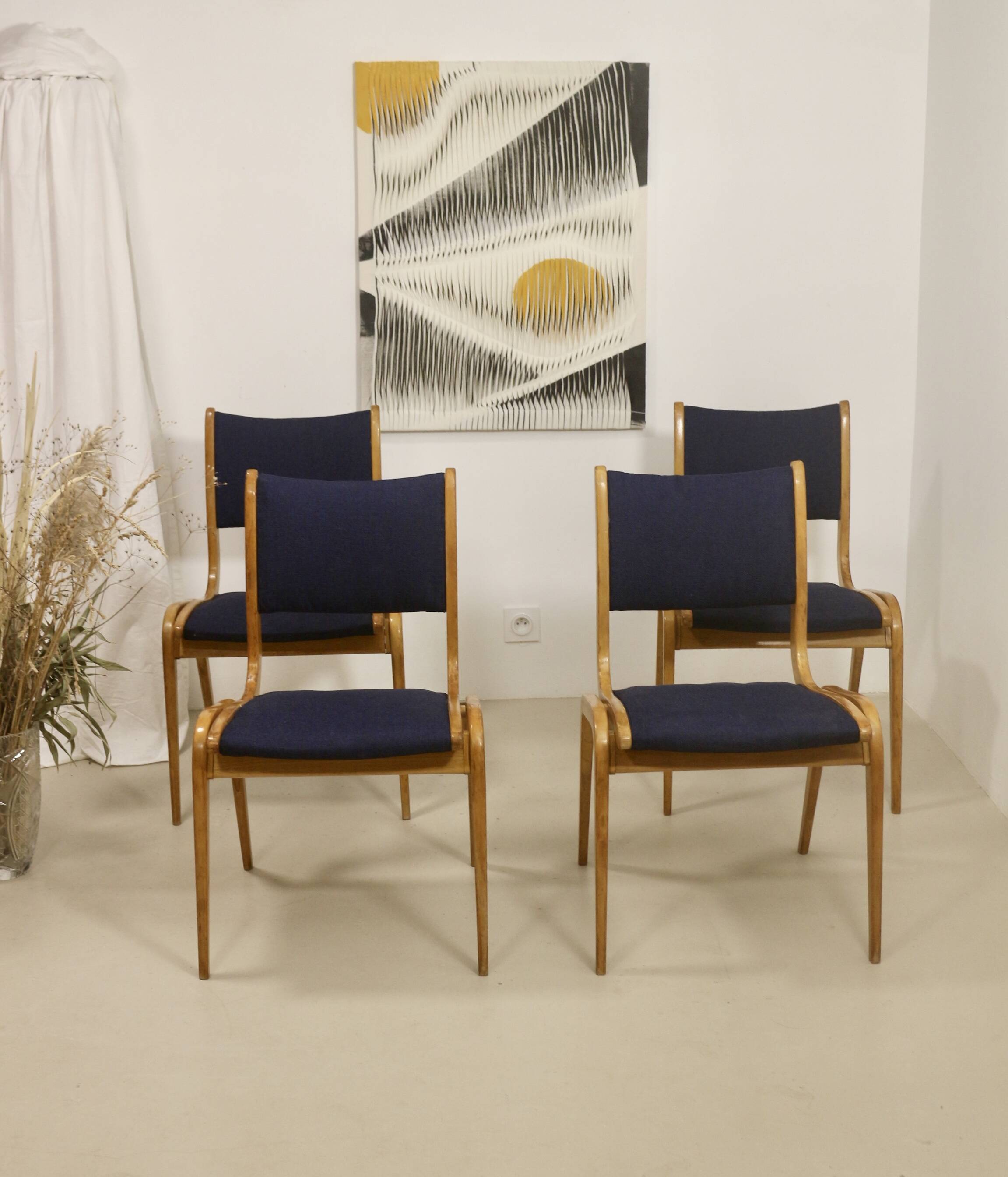 Set of 4 Scandinavian design chairs curved wood from the 60s. Ref JADOU