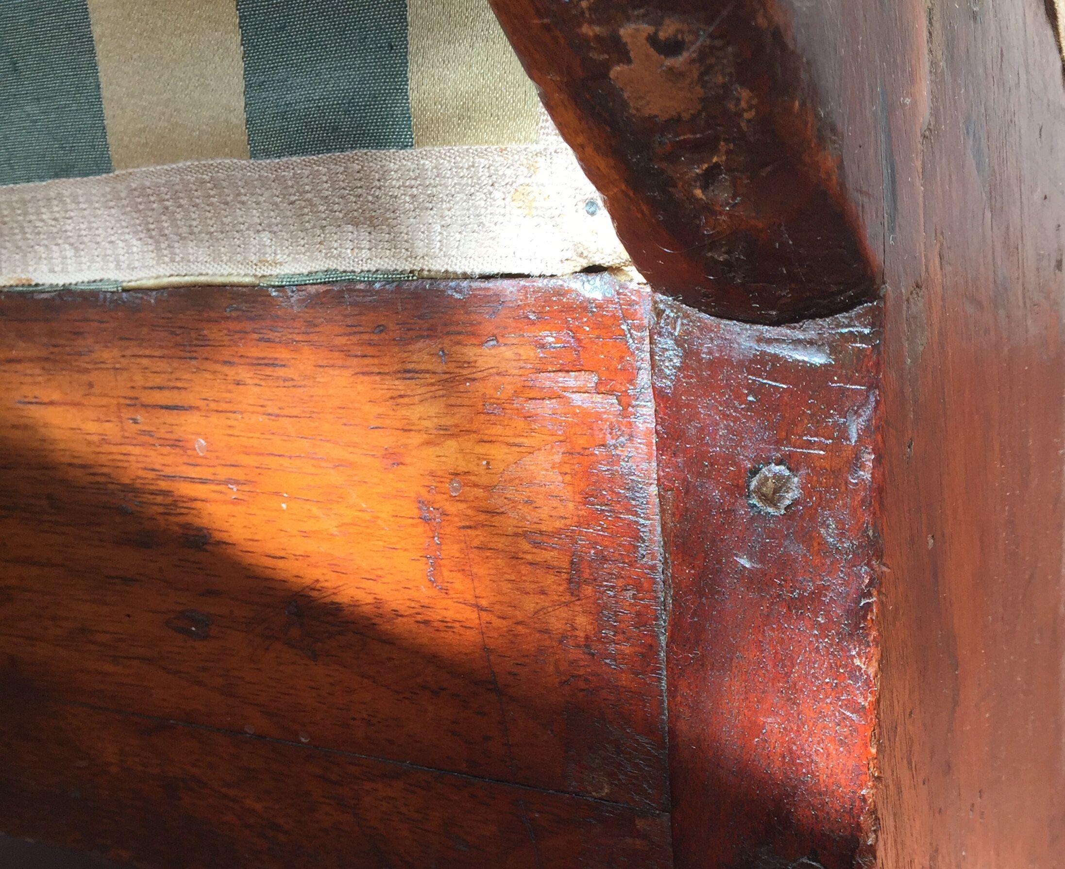 Walnut recamier bench Napoleon III daybed mid-nineteenth century