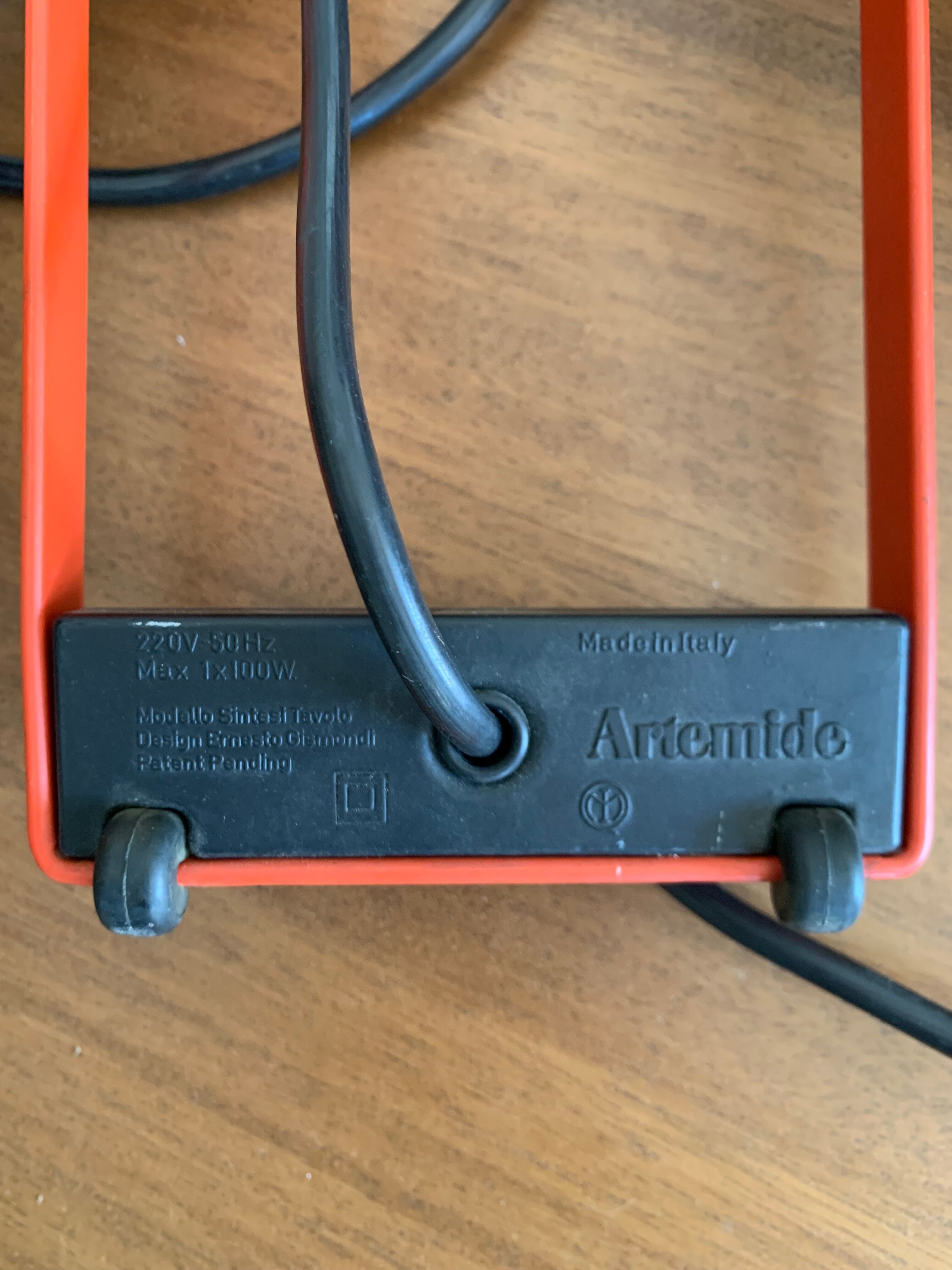 Red lamp model "Sintesi" of tavolo by Ernesto Gismondi for Artemide / Italy 70s