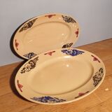 Duo of oval dishes