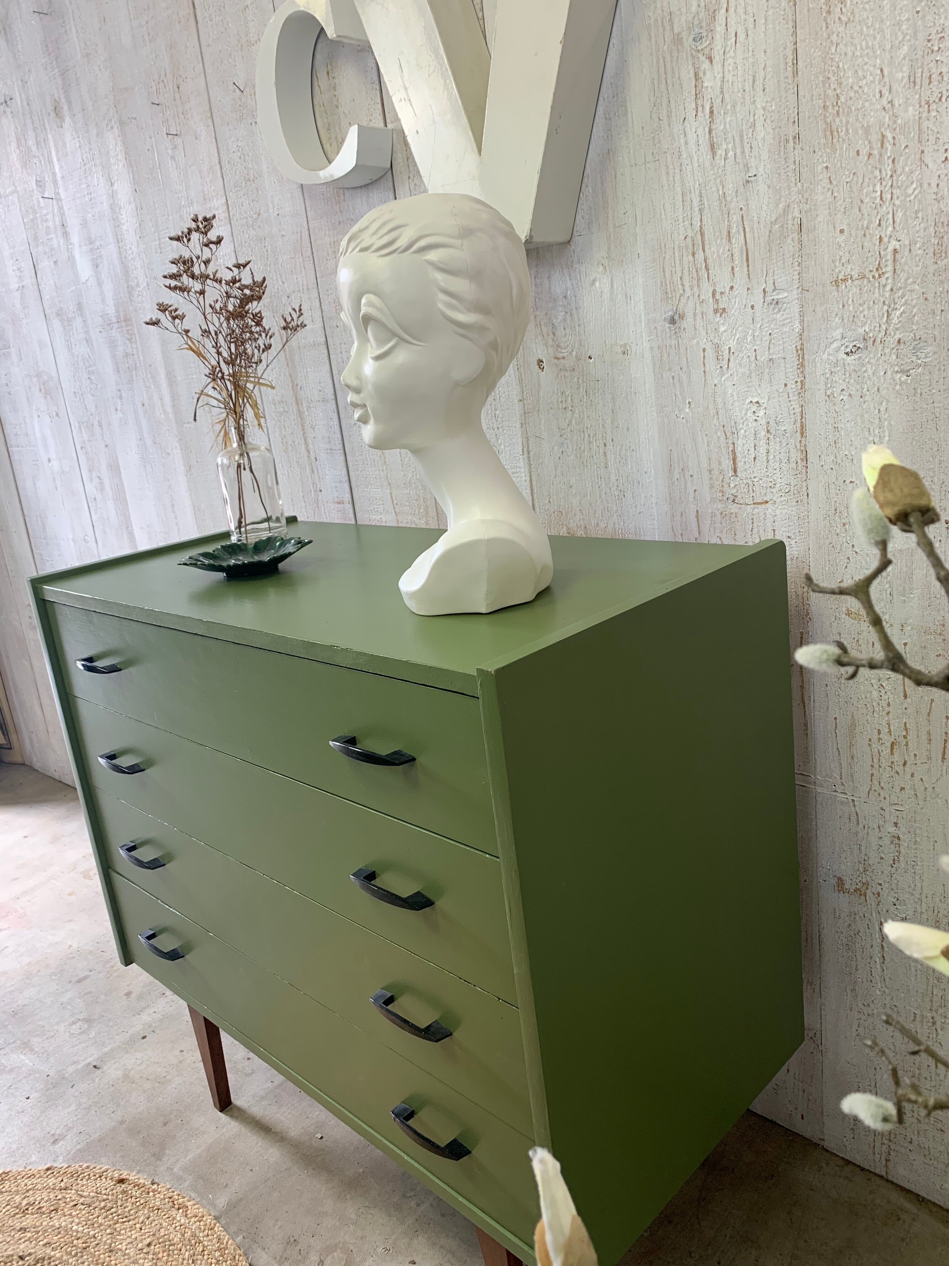 Chest of drawers from the 50s