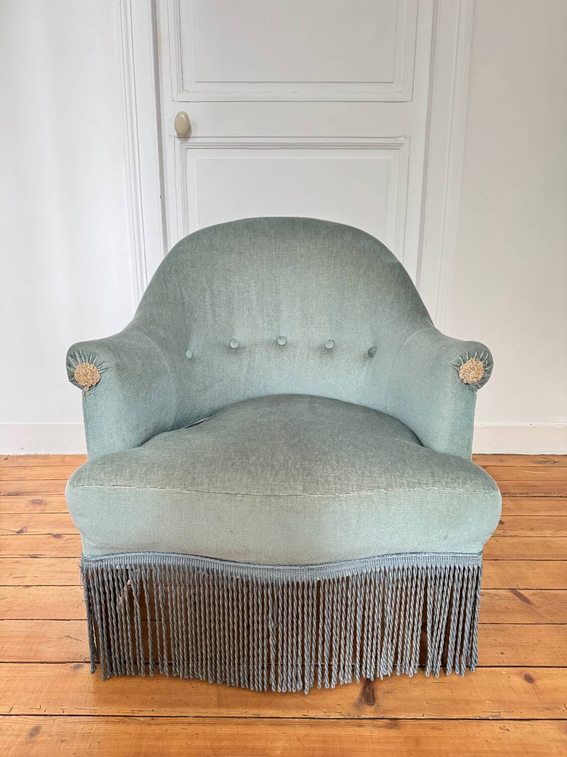 Vintage blue toad armchair