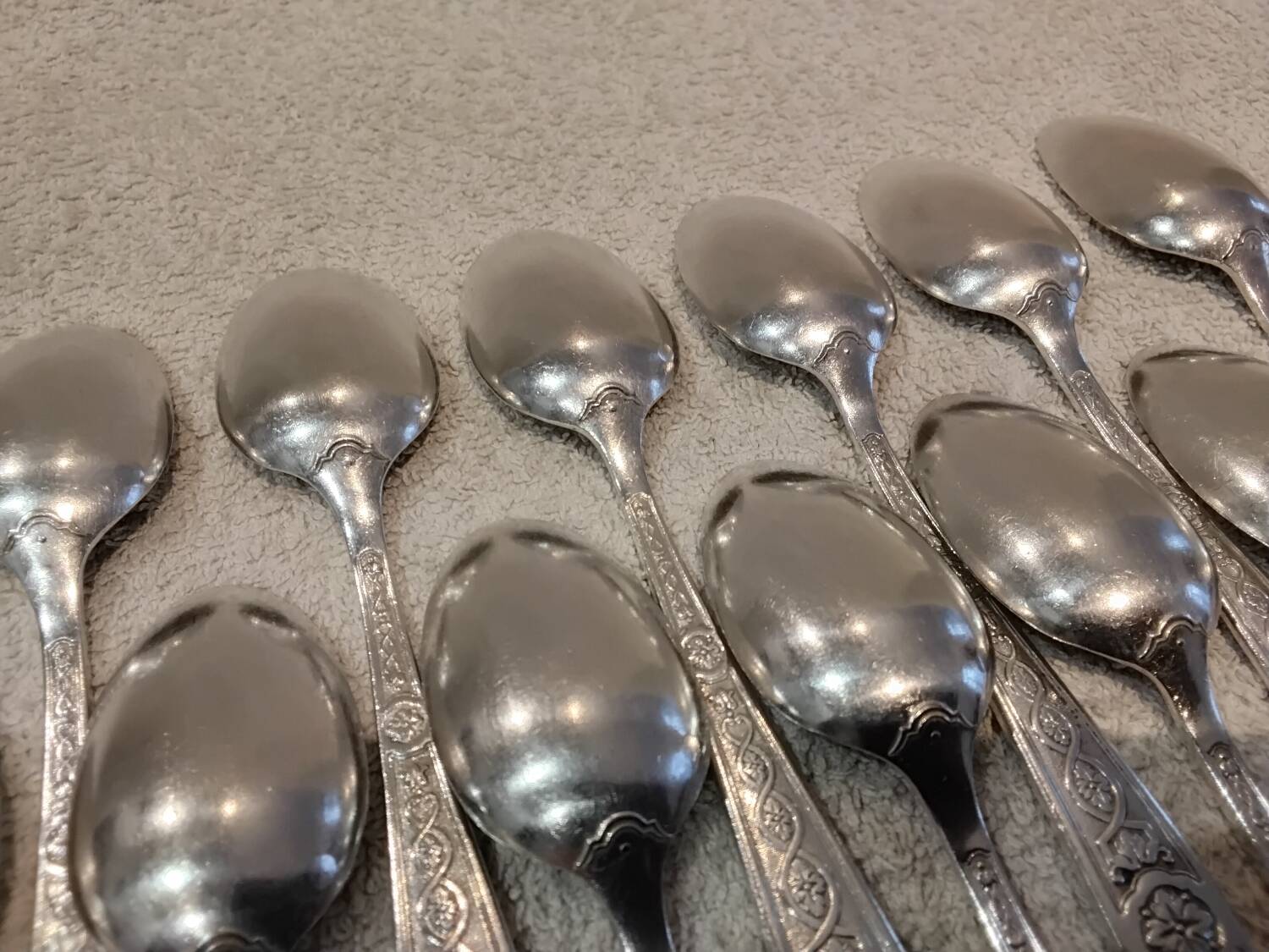 12 cuillères à café métal argenté orfèvre Christofle Villeroy