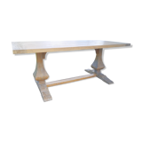 Dining table style solid oak monastery