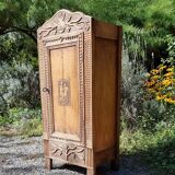 Small piece of furniture with 1 door, old oak jam cupboard