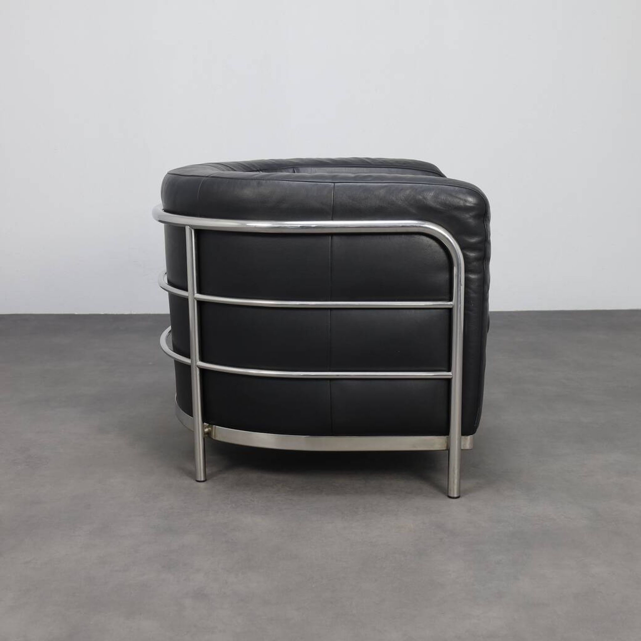 Set of 2 Onda Lounge Chairs by Zanotta, Italy, 1980s