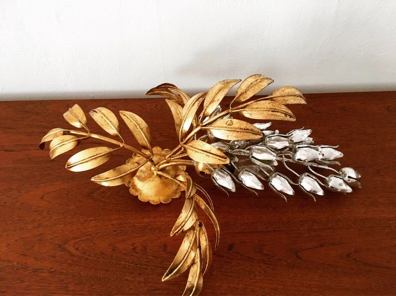 Iitalian Hollywood Regency gilded metal wall lamp by Hans Kögl