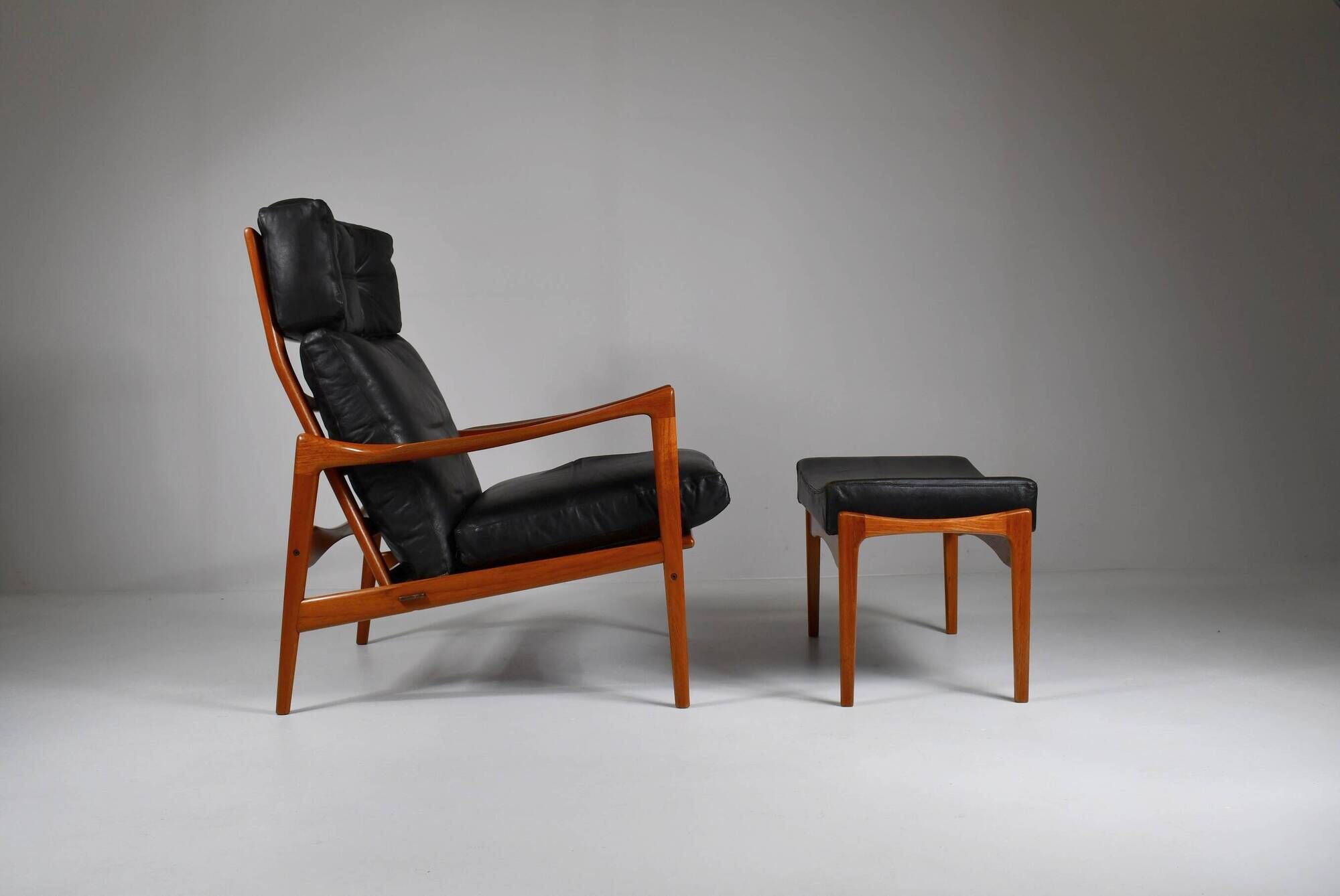 Fauteuil et repose-pieds par Ib Kofod-Larsen pour OPE, Suède