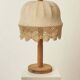 Lampe de table en bois et textile de Suède