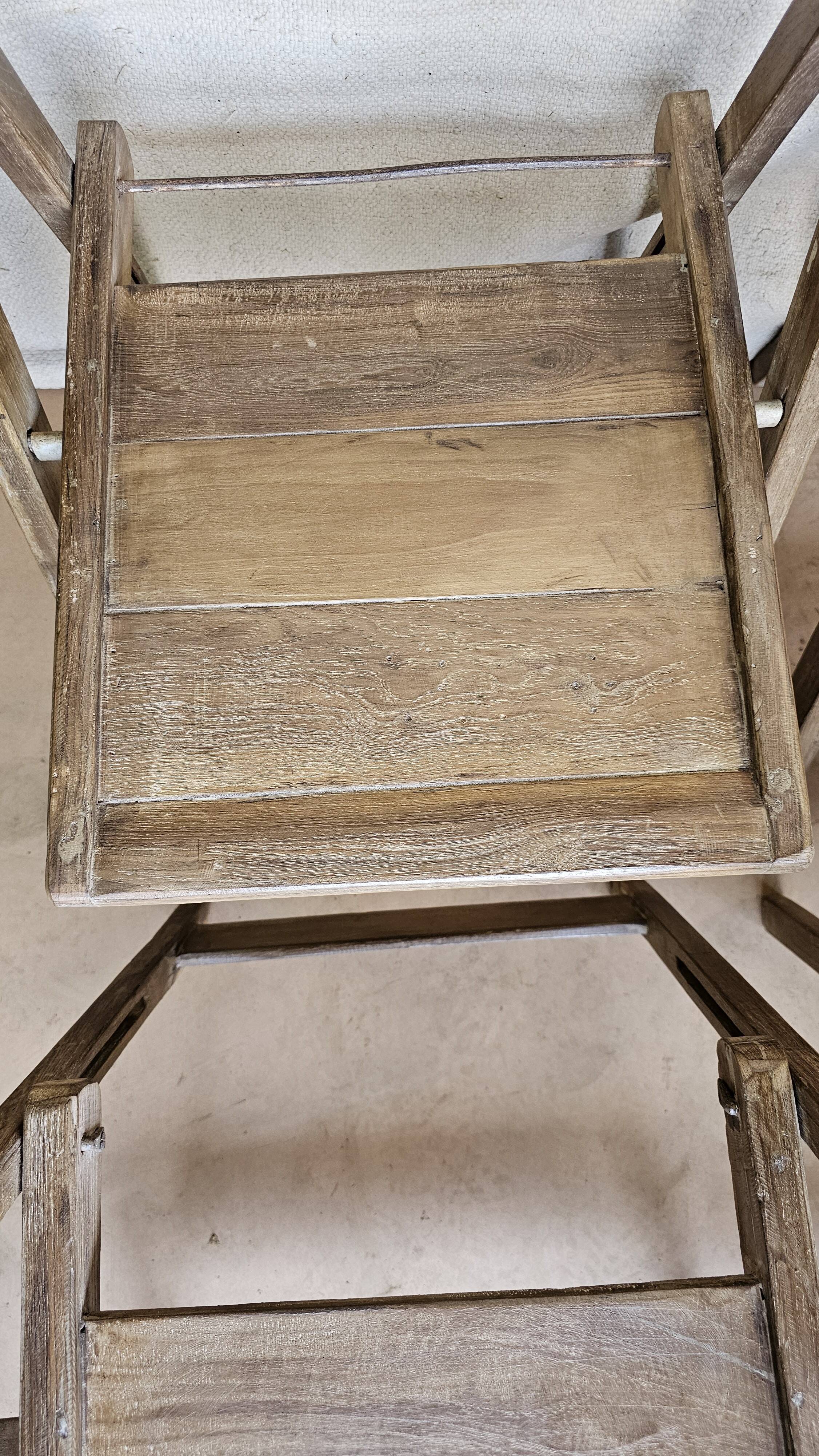 Set of 6 folding cinema chairs in teak