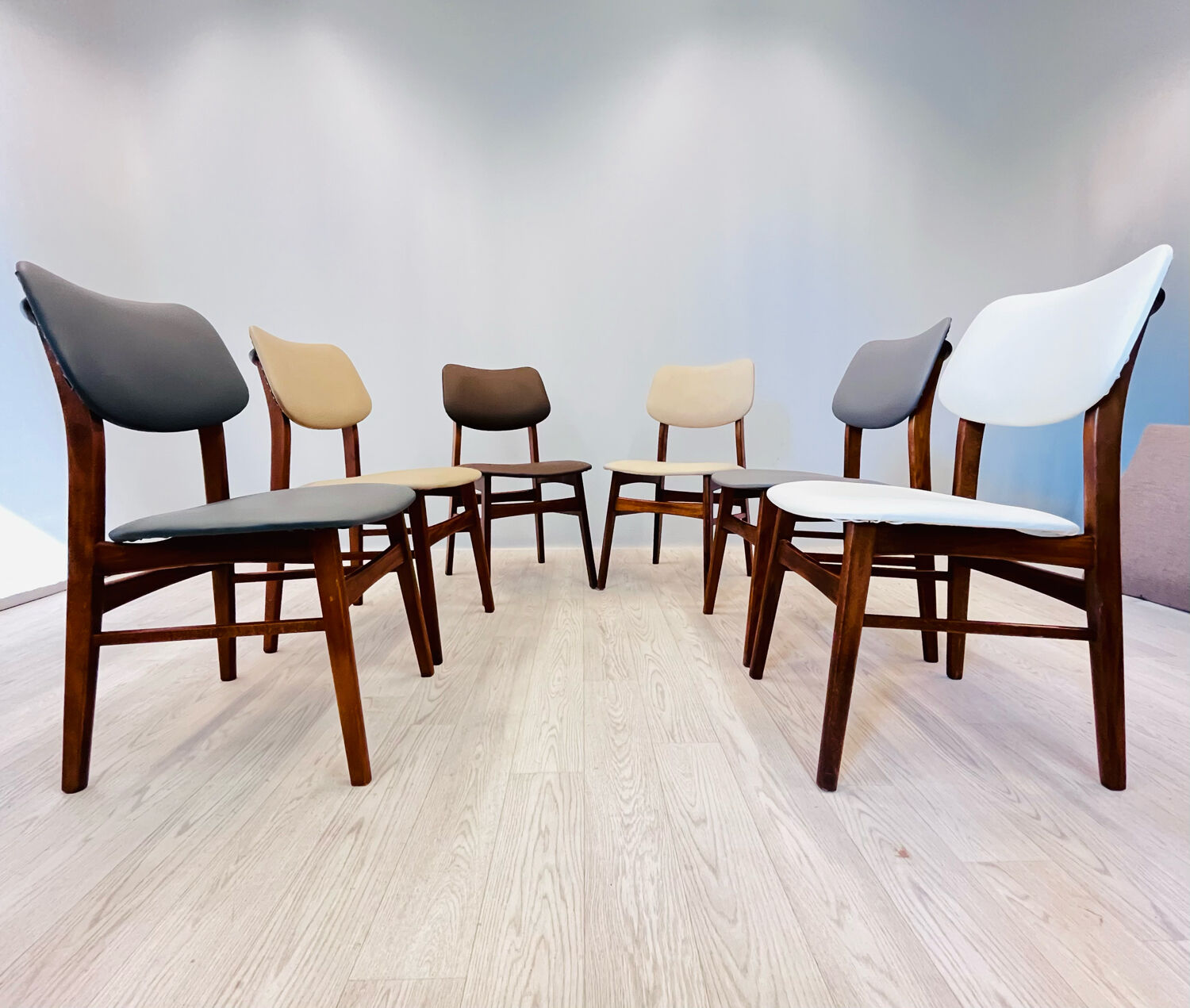 Six dining chairs