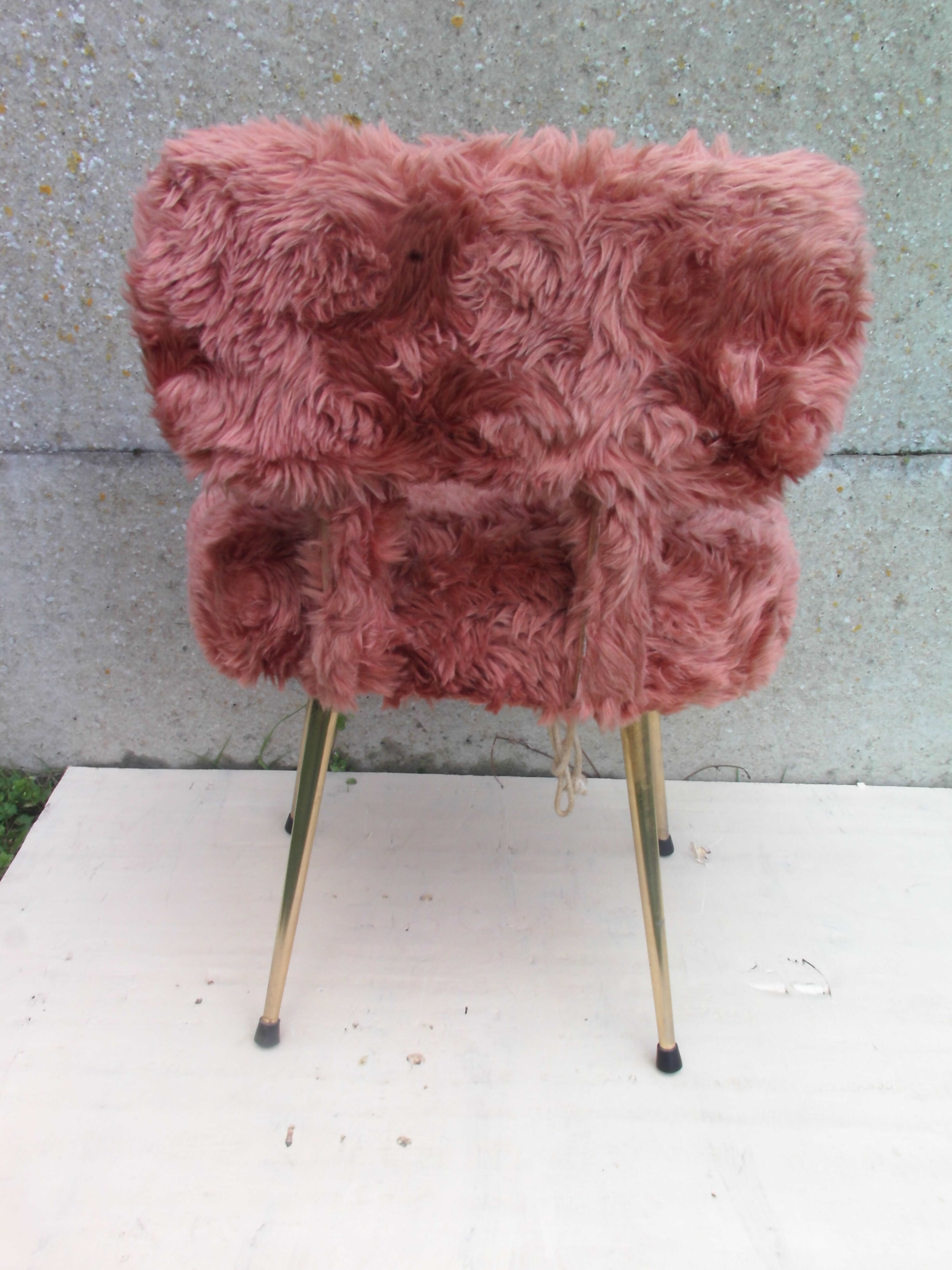 Chair with Pelfran moumoutte fur from the 70s
