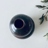 Ice porcelain vase