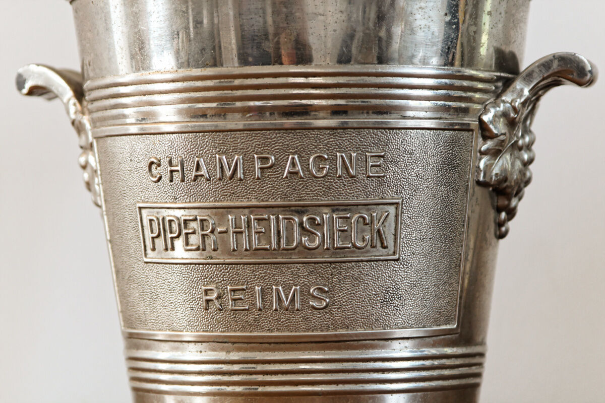 Piper Heidsieck champagne bucket – Silver metal