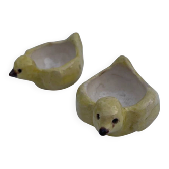 2 coquetiers en céramique en forme de poussin