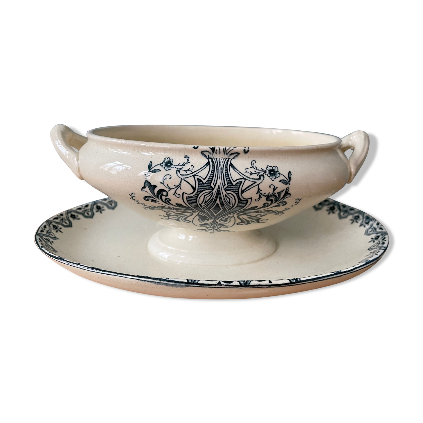 Saucière XIXème Alhambra Salins Terre de Fer