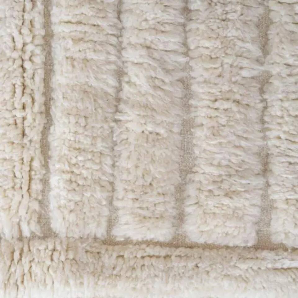 Handwoven Moroccan rug 2.5 x 1.5 m