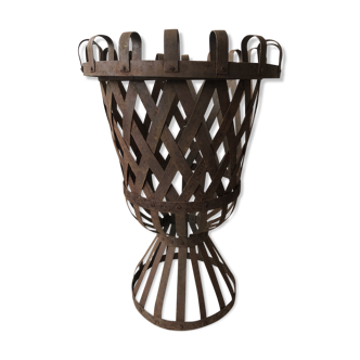 Cache pot Medici in wrought iron riveted Assembly