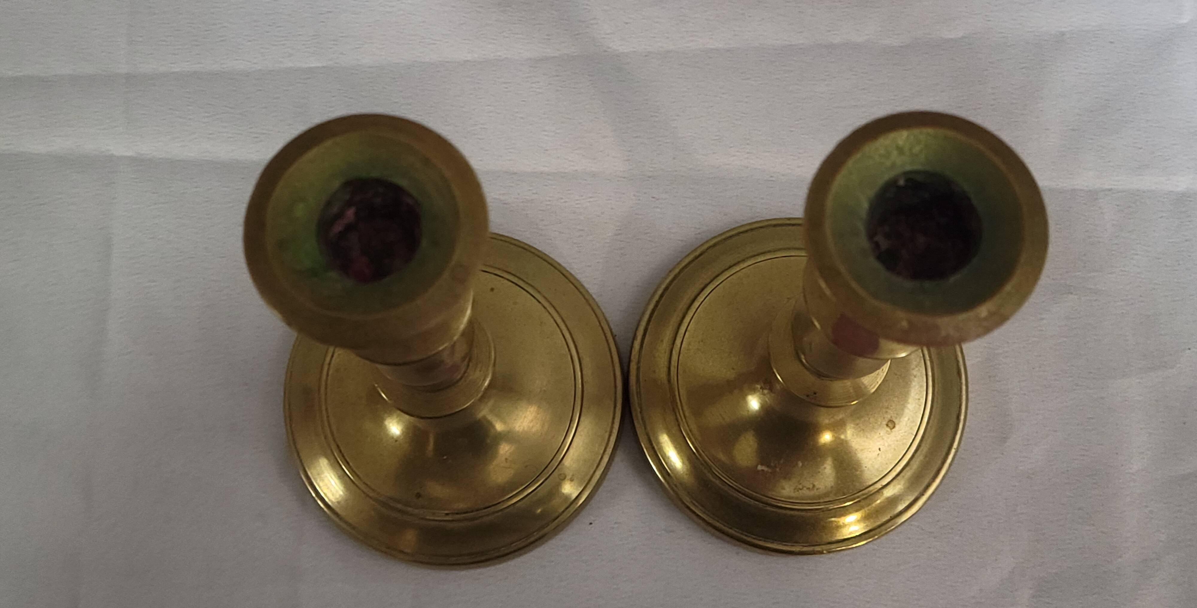 Pair of antique brass candlesticks, finely turned, dating from the 19th century