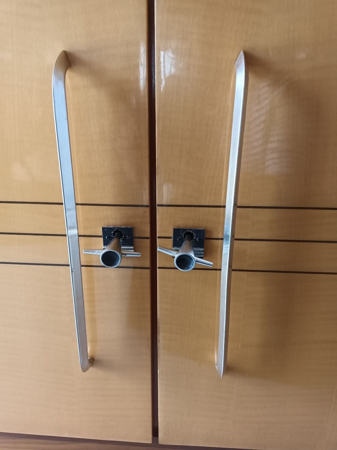 Vintage showcase buffet