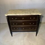Commode 3 tiroirs de style Louis XVI, marbre et bronzes dorés