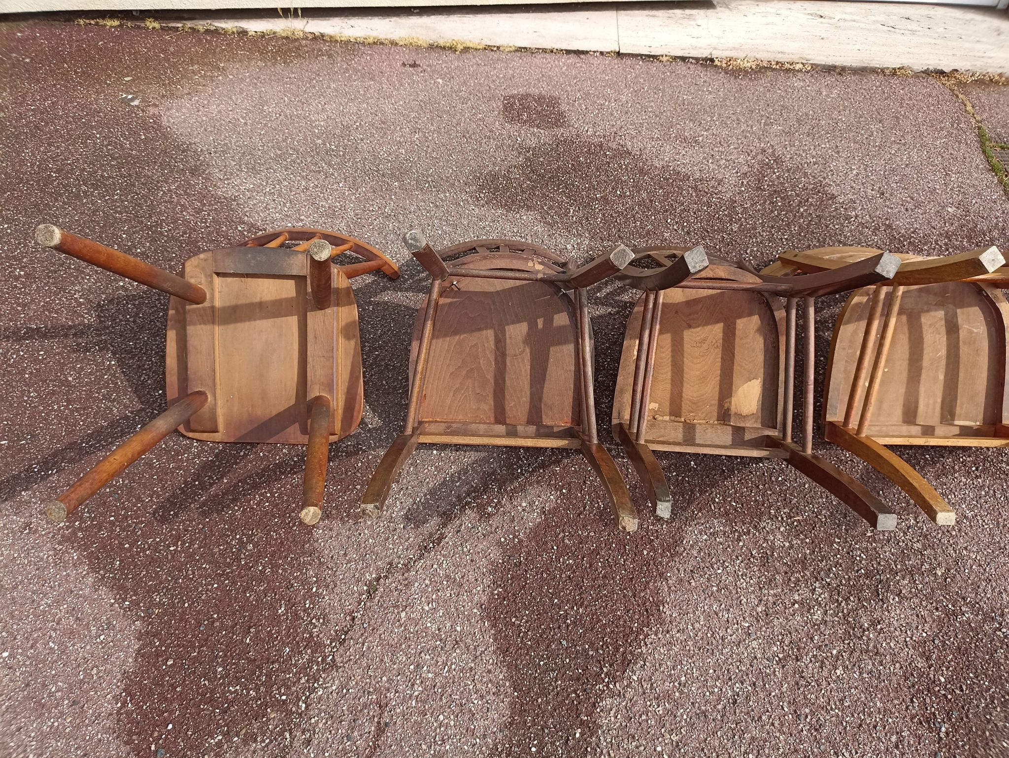 Set of 16 mismatched wooden bistro chairs - vintage - luterma